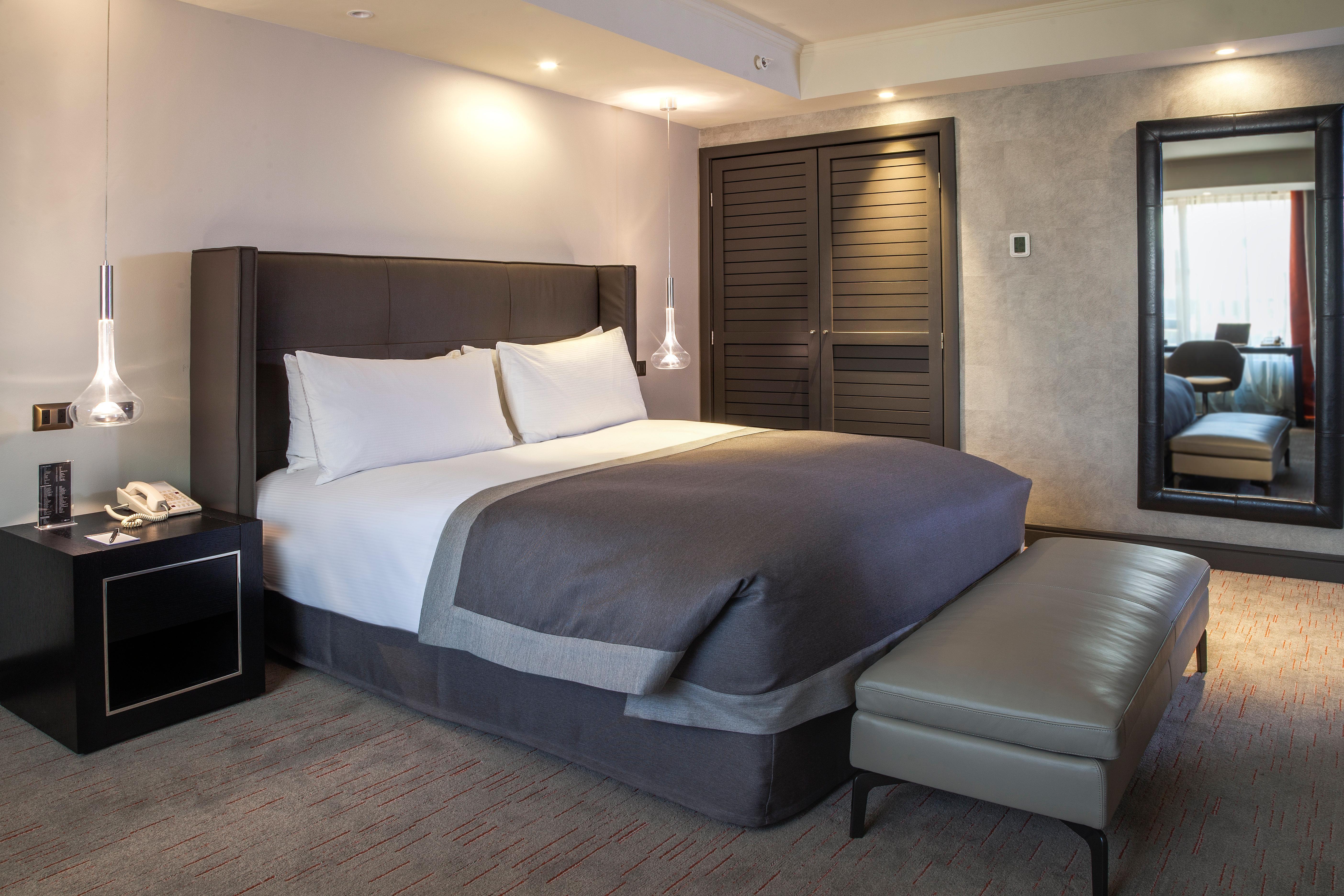 อินเตอร์คอนติเนนตัล ซานติอาโก Hotel ภายนอก รูปภาพ