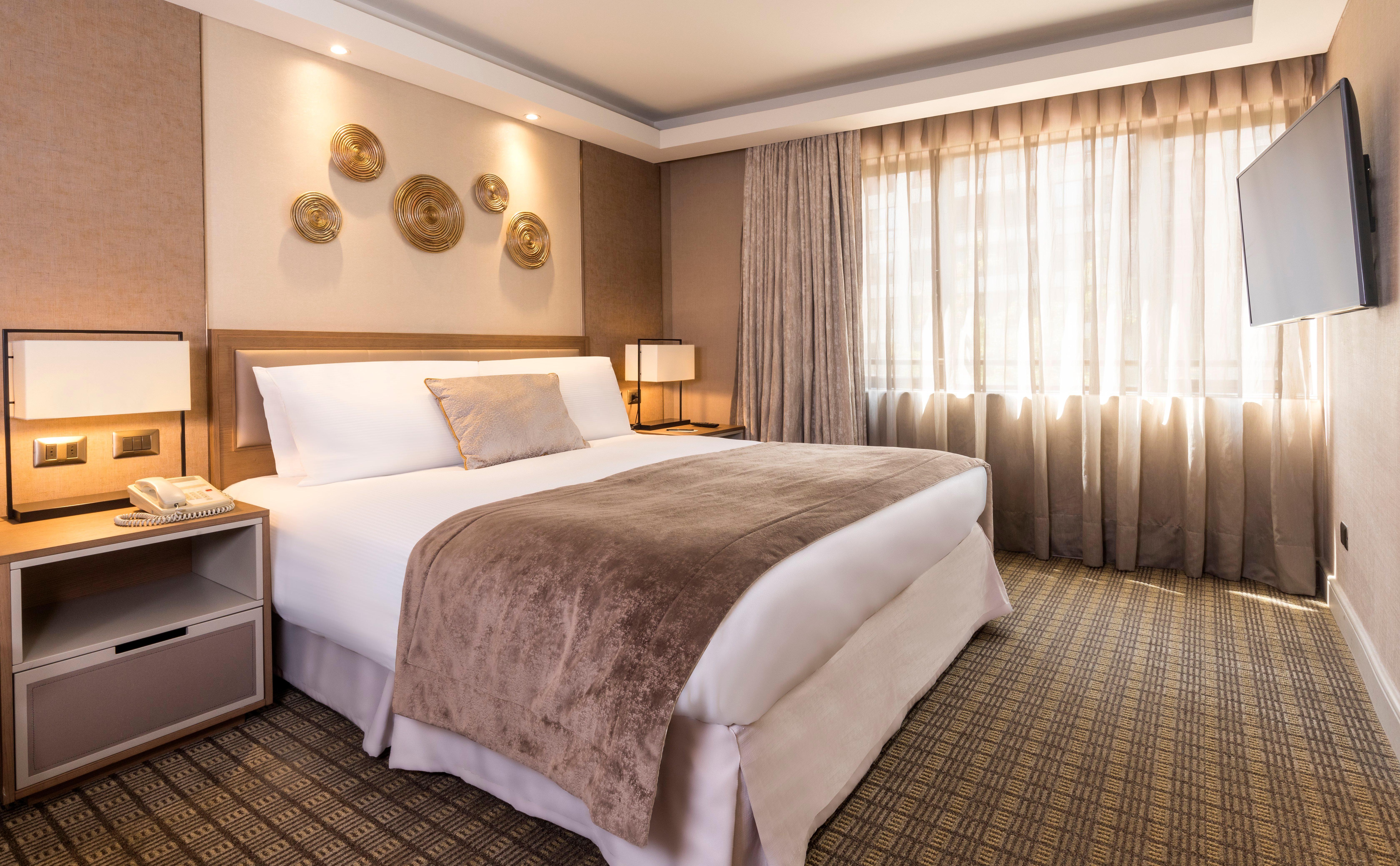 อินเตอร์คอนติเนนตัล ซานติอาโก Hotel ภายนอก รูปภาพ