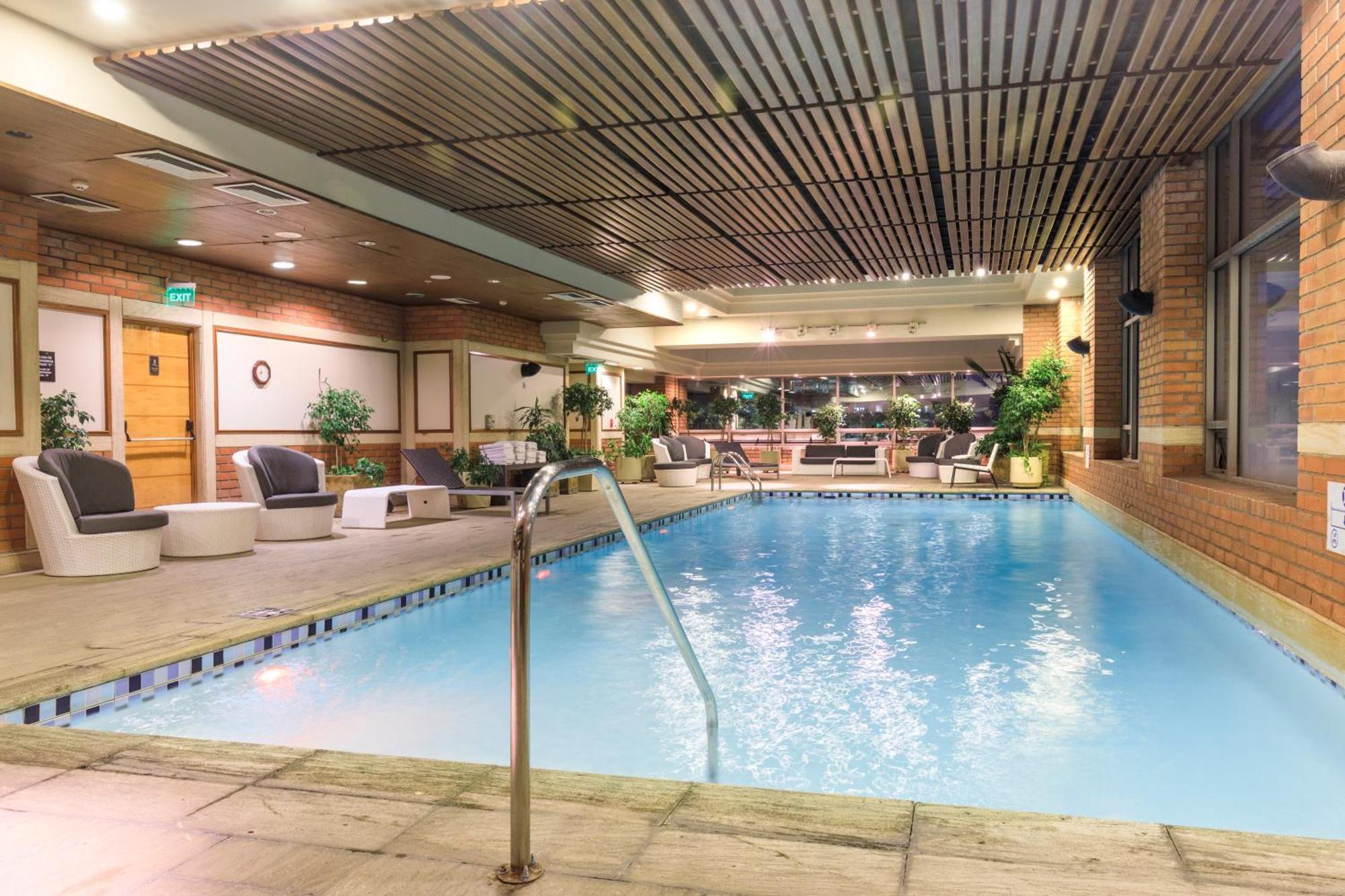 อินเตอร์คอนติเนนตัล ซานติอาโก Hotel ภายนอก รูปภาพ